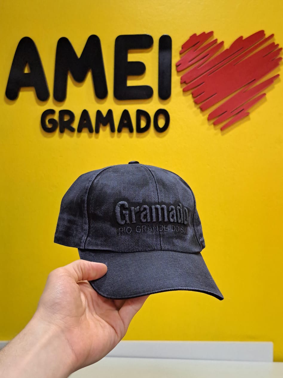 Boné Gramado Preto