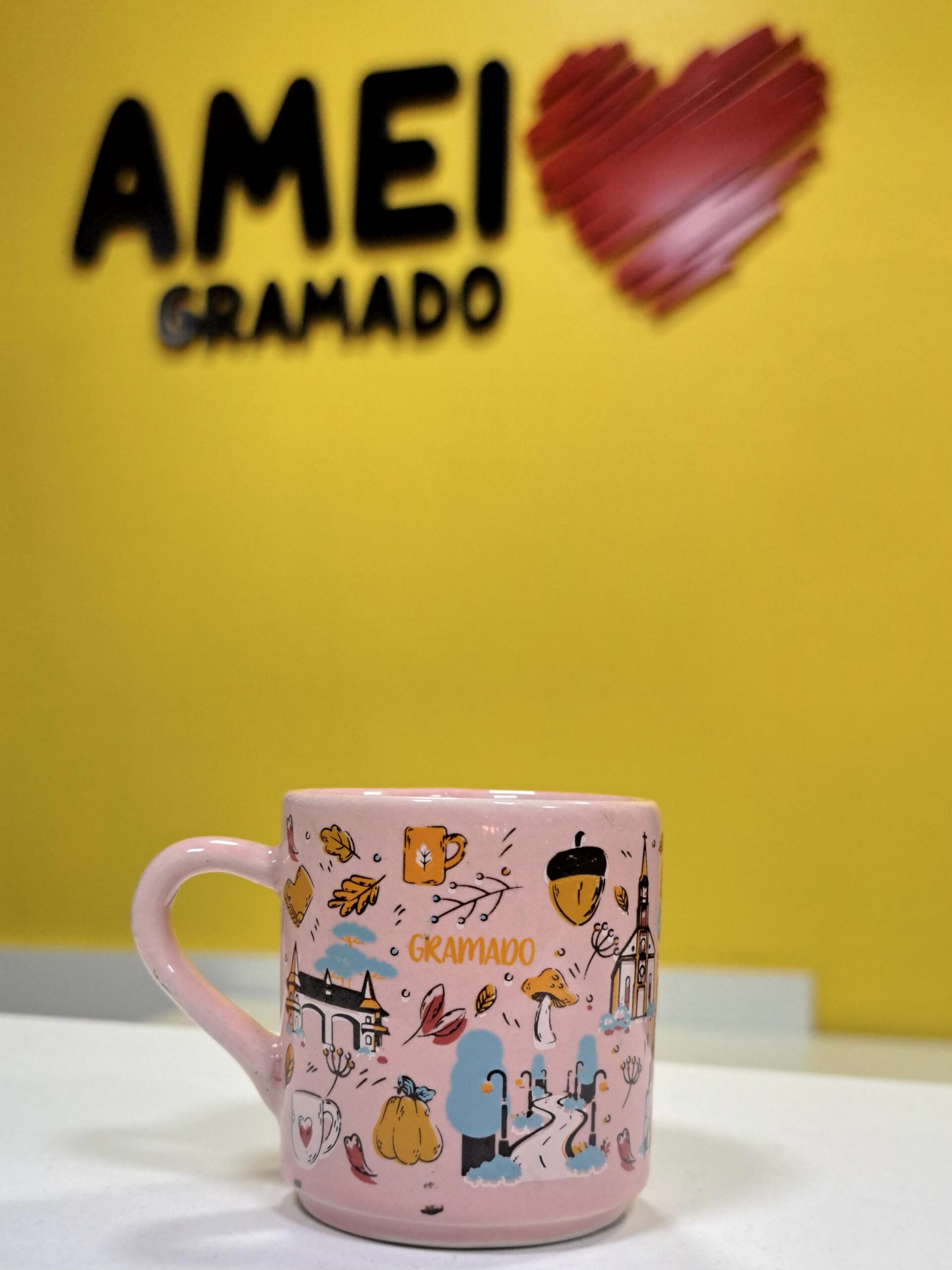 Xícara Cafezinho Rosa Memórias de Gramado e Canela