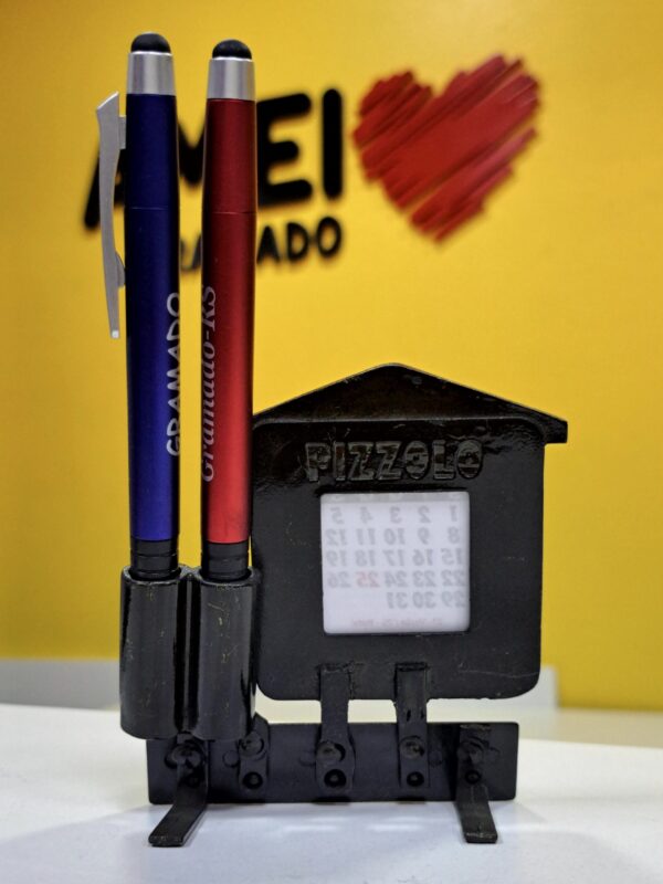 Enfeite Porta Canetas Calendário Metálico - Imagem 2