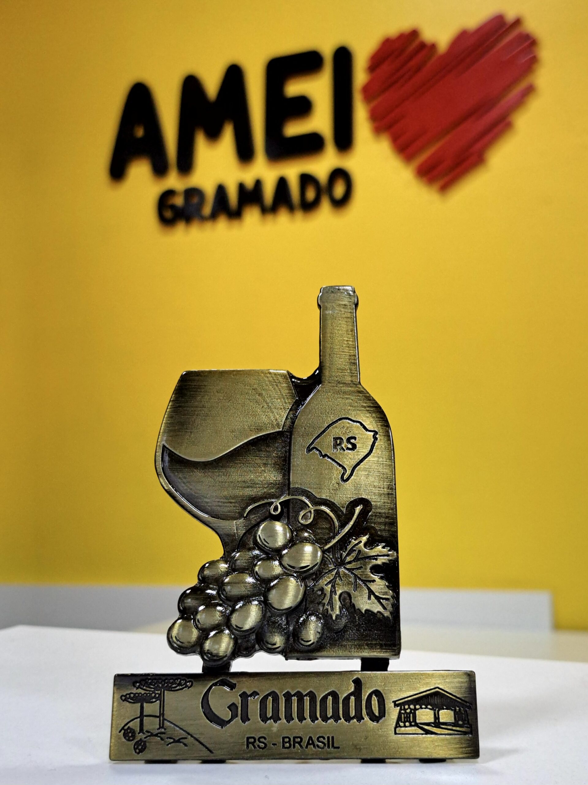 Enfeite Vinho Uva Gramado RS Metálico