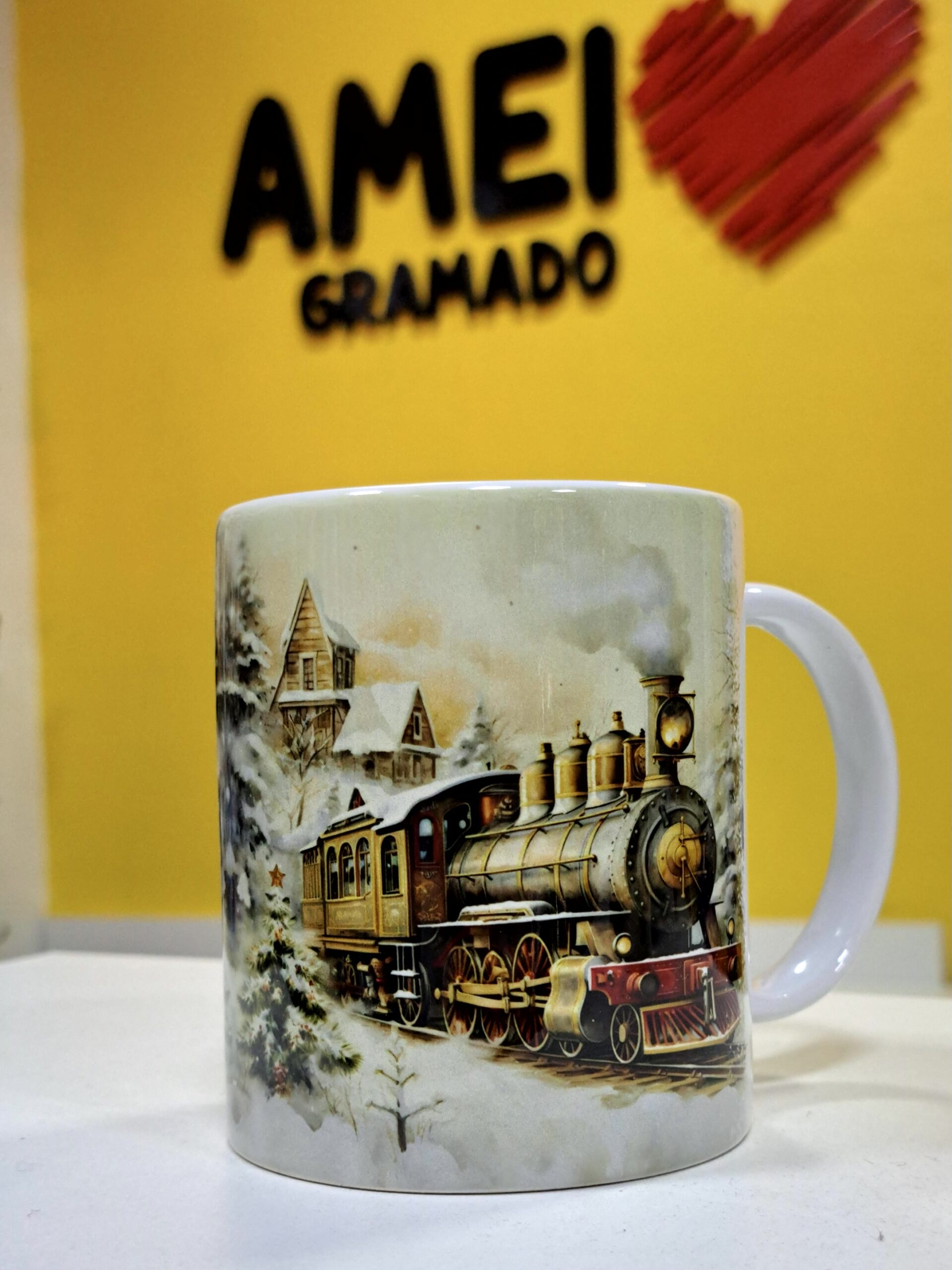 Caneca Cores 325ml Maria Fumaça Neve Ilustração